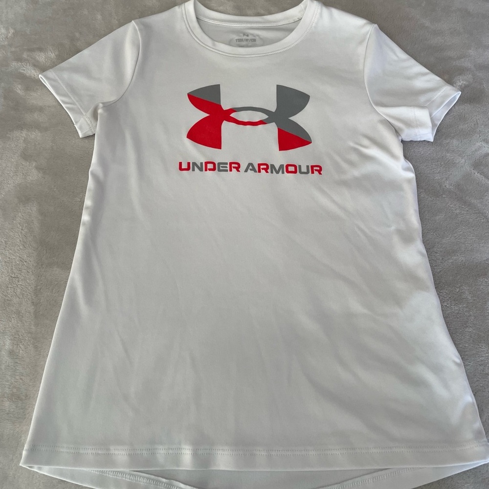 Girls Under Armour UA T-shirt Top Size YSM (Youth Small)
